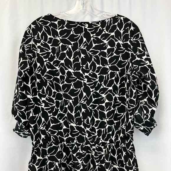 Loft Womens Romper Playsuit Black White Floral Short Sleeve Roll Tab Button 4 - Picture 7 of 11